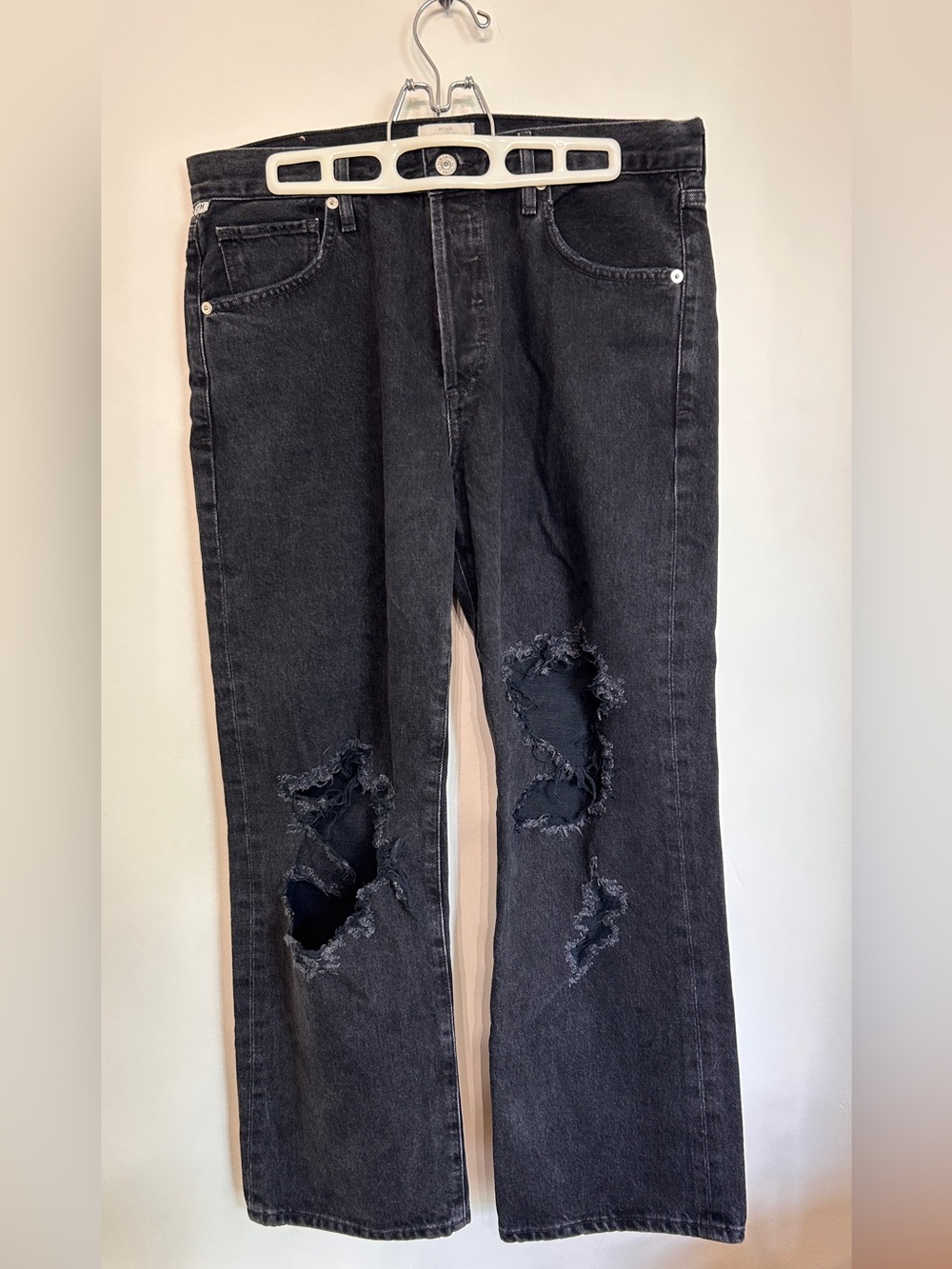 CITIZENS OF HUMANITY “EMERY CROP” DISTRESSED RELAXED FIT JEANS
